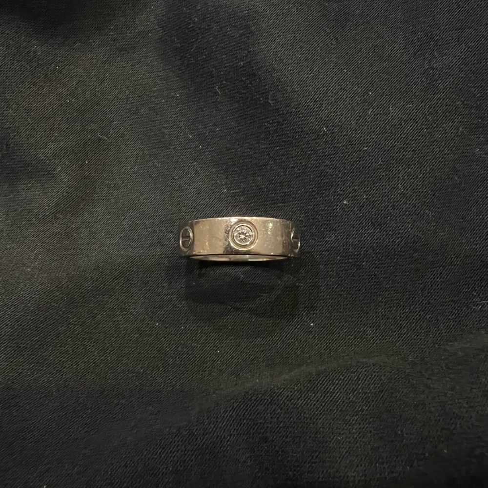 18K White Gold 3 Diamond 5.5mm LOVE Ring 5.25